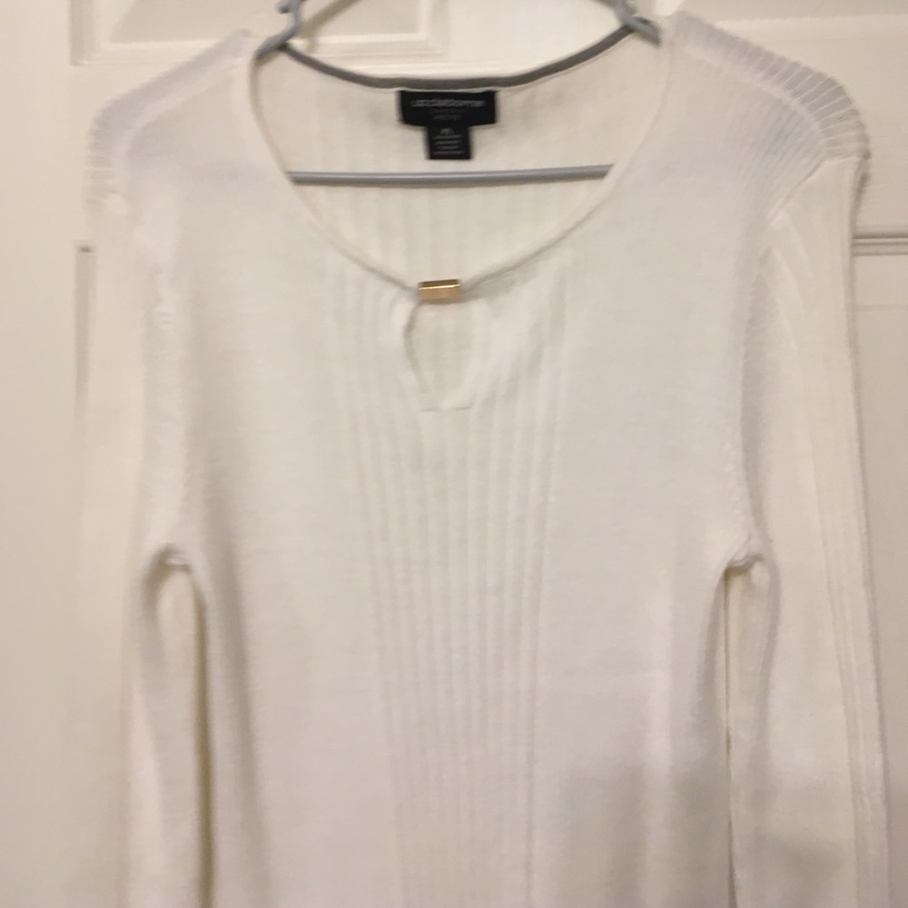 Liz Claiborne, petite large, white